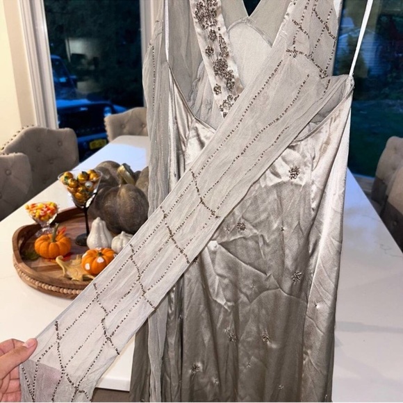 Zara Women’s Satin Dress with Embroidery Limited Edition Size XS NWT Pearl Grey - Picture 10 of 12